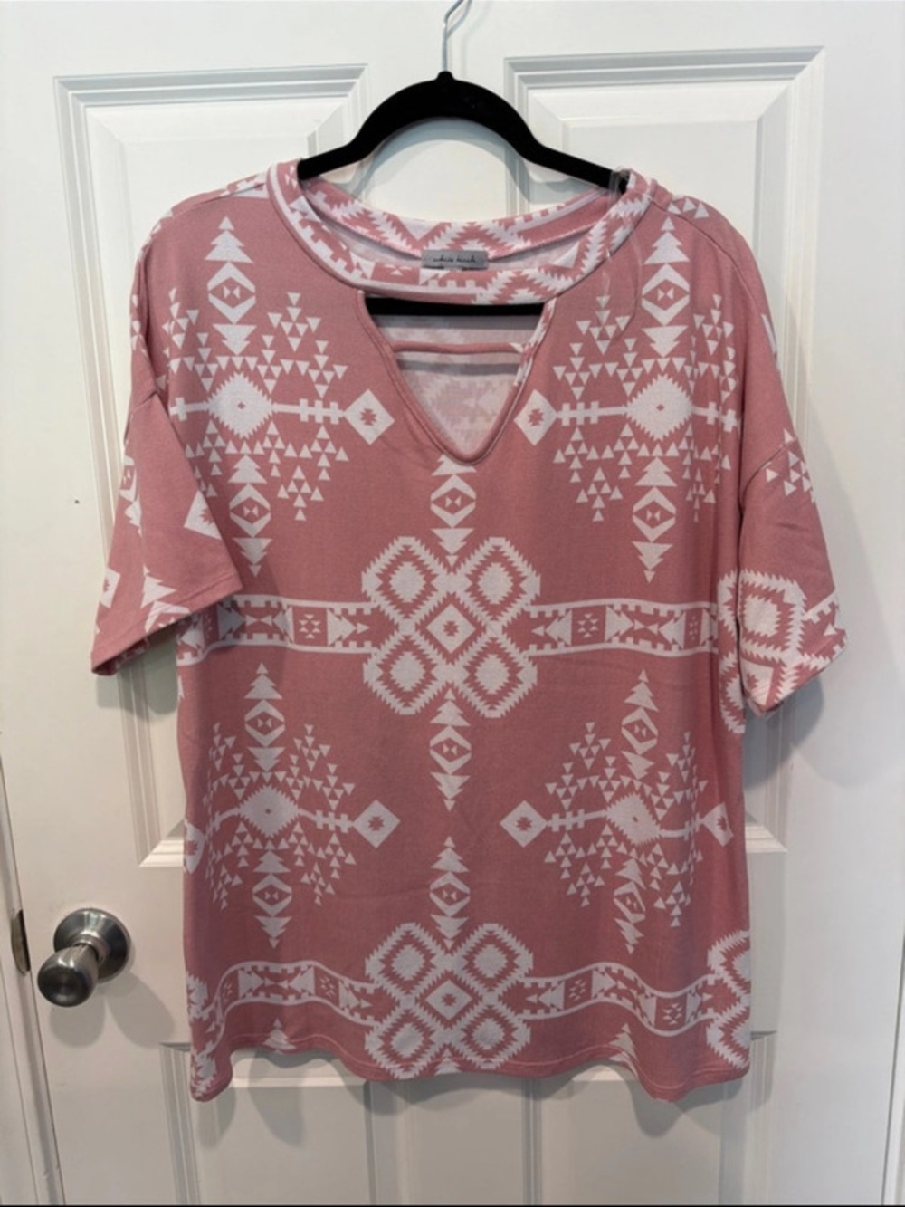 white birch Pink Aztec-Style V-Neck Short Sleeve Top